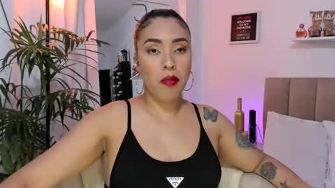 Zoe Gruber online show from November 23, 2025, 9:47 pm