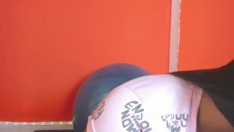 Zoe online show from February 8, 2025, 1:11 am