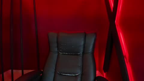 Zoe online show from February 8, 2025, 8:10 pm