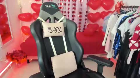 zoe_sullivan_ online show from February 15, 2026, 9:19 am