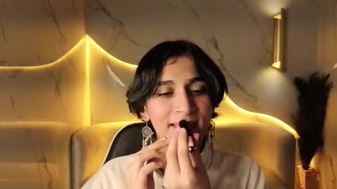 Snapshot of zoe_tp chatting on November 25, 2025, 12:27 pm Zoe online show from November 25, 2025, 12:27 pm