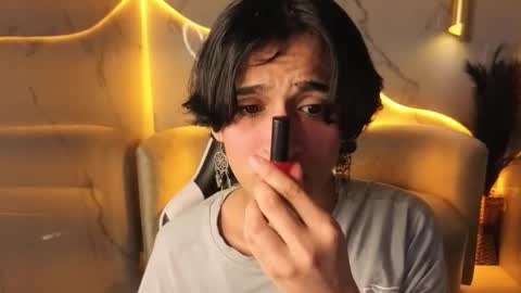 Snapshot of zoe_tp chatting on December 1, 2025, 8:03 pm Zoe online show from December 1, 2025, 8:03 pm