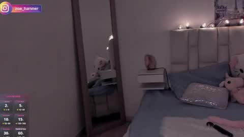 Zoe online show from April 18, 2026, 7:07 pm