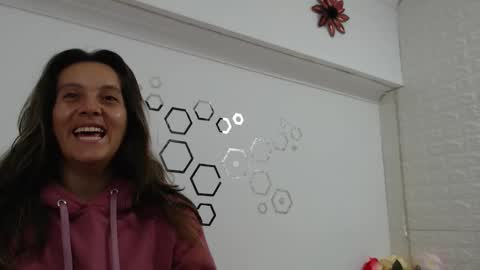 Carolina online show from November 20, 2025, 9:25 pm