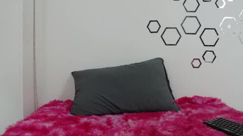 Carolina online show from November 21, 2025, 8:51 pm