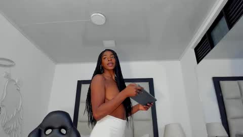 Snapshot of zoecarrter chatting on October 6, 2025, 8:06 pm Zoecarrter online show from October 6, 2025, 8:06 pm