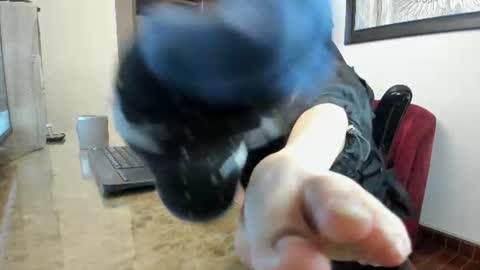Zoe online show from June 9, 2026, 8:42 pm