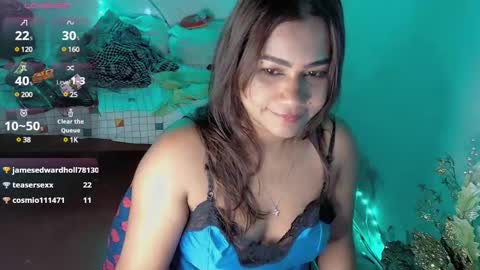 kyara derika online show from January 1, 2025, 5:54 am