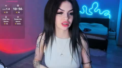 zoedrift online show from April 6, 2026, 5:14 pm