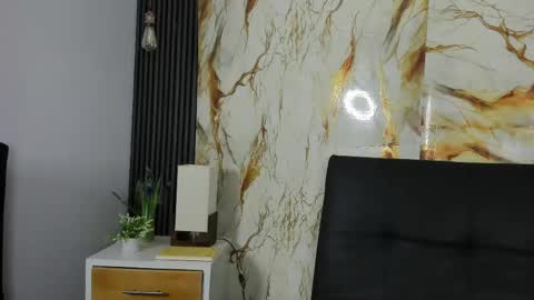ZOE online show from May 31, 2026, 9:16 pm