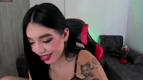  zoee jackson online show from April 23, 2026, 7:16 pm