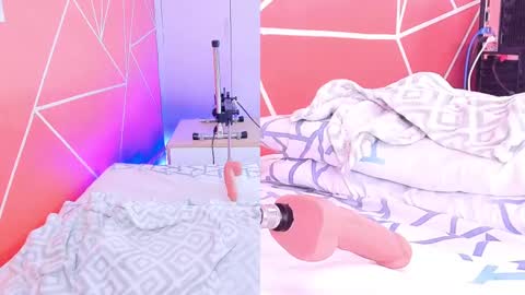    online show from March 3, 2025, 2:04 pm