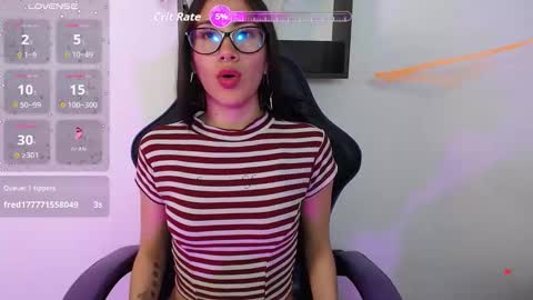 Laura  online show from October 22, 2025, 4:24 am