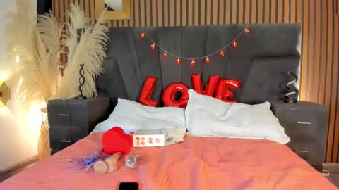 Snapshot of zoehpeterr_ chatting on February 15, 2026, 9:22 pm Zoeh online show from February 15, 2026, 9:22 pm