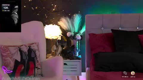 Snapshot of zoemesmerizee chatting on February 9, 2026, 11:03 am ZoeMesmerize online show from February 9, 2026, 11:03 am