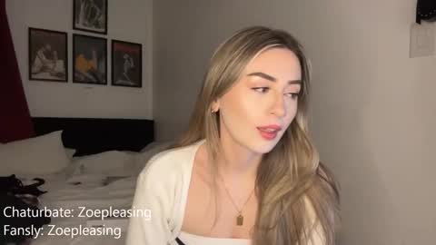 Snapshot of zoepleasing chatting on April 1, 2026, 11:57 pm zoepleasing online show from April 1, 2026, 11:57 pm