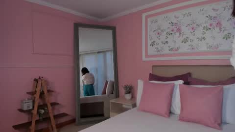 Zoes online show from March 4, 2025, 11:19 am