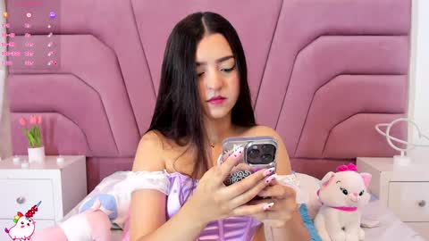 zoewillian online show from January 31, 2025, 7:18 pm