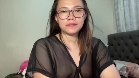 zoey_foryou online show from October 23, 2025, 2:11 am