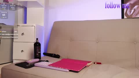 zoey fox  online show from February 10, 2025, 12:19 am