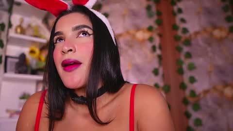 zoey fox  online show from April 4, 2026, 2:10 am