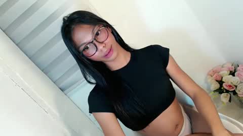 Snapshot of zoeygorgeous19 chatting on February 23, 2025, 5:39 pm zoey online show from February 23, 2025, 5:39 pm