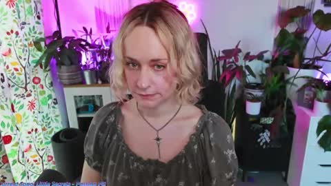 Zoey Ryan online show from January 13, 2026, 7:19 pm