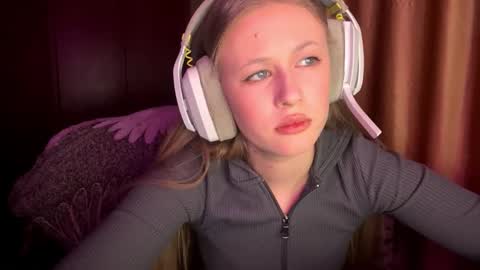 Lisa online show from February 22, 2026, 8:24 am