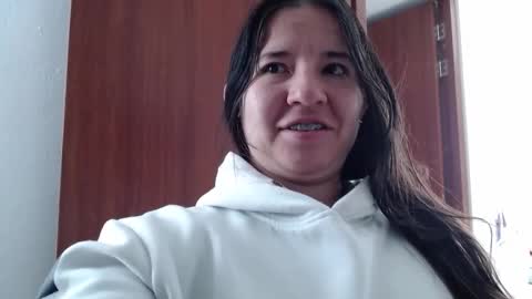 zohe online show from January 19, 2025, 2:28 pm