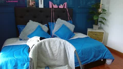 CALL ME    Z O H E T  online show from April 2, 2026, 2:47 pm