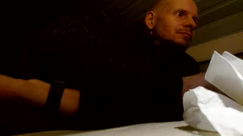 zolexthomas online show from December 6, 2024, 5:33 pm