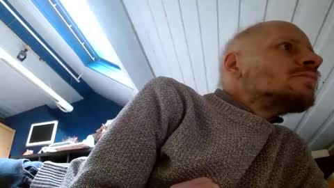 zolexthomas online show from December 26, 2024, 12:59 pm