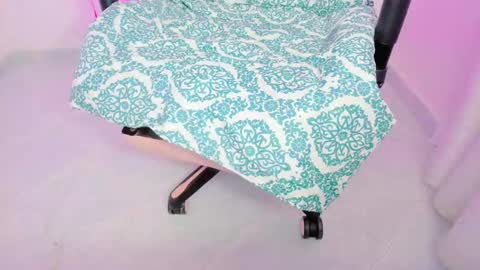 Alicie online show from March 3, 2025, 3:42 pm