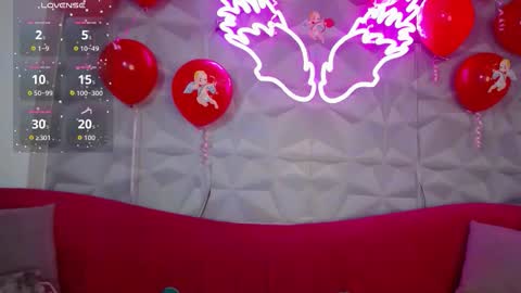 Snapshot of zoow_bluussh chatting on February 14, 2026, 12:02 pm Zoe online show from February 14, 2026, 12:02 pm