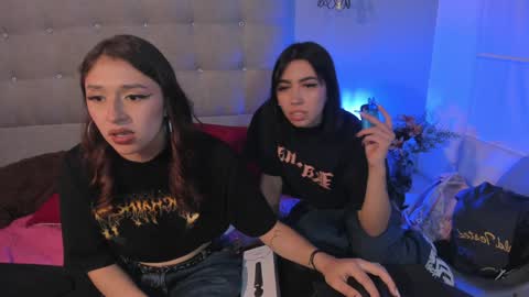 cintya kors online show from December 18, 2024, 3:04 am