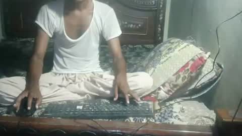 zoyakhan803 online show from September 20, 2025, 11:39 pm