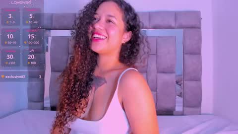 Zuly  online show from March 6, 2025, 7:21 pm