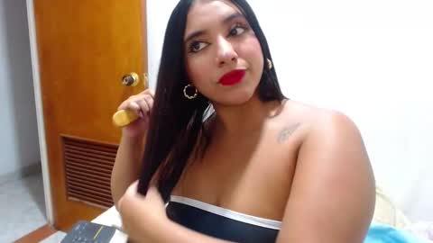 zury_ferrari online show from January 7, 2026, 10:45 pm