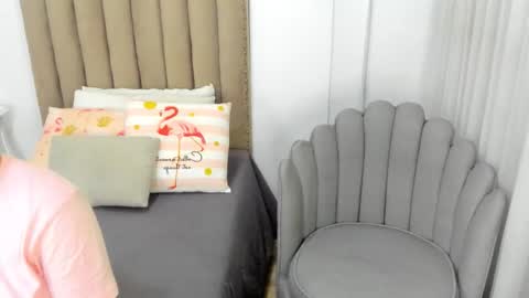 Im Zusan My schedule is from 1030pm to 430 am colombian time online show from March 24, 2026, 3:00 am