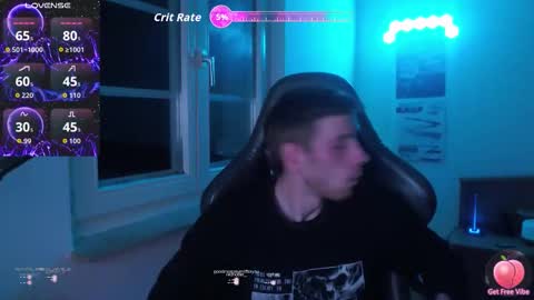 Zuzmoe online show from November 28, 2025, 9:17 pm