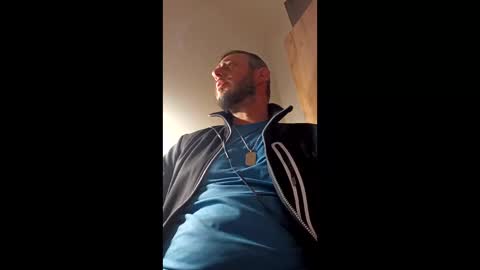 zvrhlikodvedle online show from April 25, 2026, 2:14 am