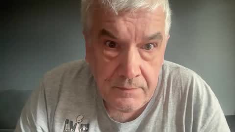 zwickauer1969 online show from October 1, 2025, 12:55 pm