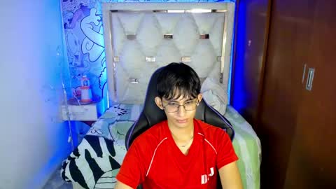 Snapshot of zxvn_n chatting on June 4, 2026, 1:17 pm ZX online show from June 4, 2026, 1:17 pm