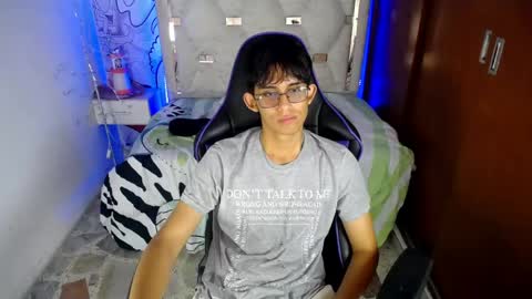 Snapshot of zxvn_n chatting on June 7, 2026, 1:04 pm ZX online show from June 7, 2026, 1:04 pm