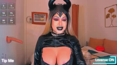 zyradom online show from November 4, 2025, 10:03 am