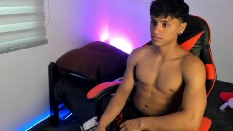 Snapshot of zyzz_1812 chatting on June 6, 2026, 8:57 pm zyzz_1812 online show from June 6, 2026, 8:57 pm