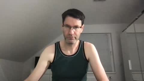 Snapshot of zzz123_cam chatting on January 12, 2025, 3:25 pm zzz123_cam online show from January 12, 2025, 3:25 pm