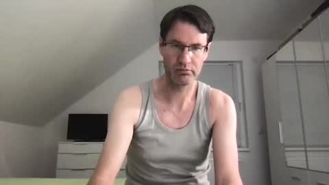 Snapshot of zzz123_cam chatting on March 2, 2025, 3:48 pm zzz123_cam online show from March 2, 2025, 3:48 pm