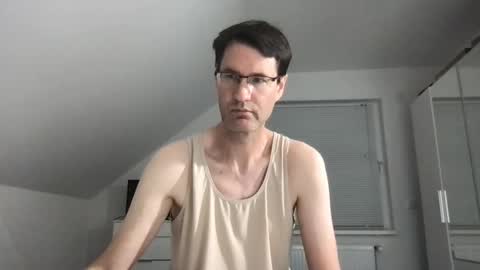 Snapshot of zzz123_cam chatting on September 12, 2025, 2:17 pm zzz123_cam online show from September 12, 2025, 2:17 pm