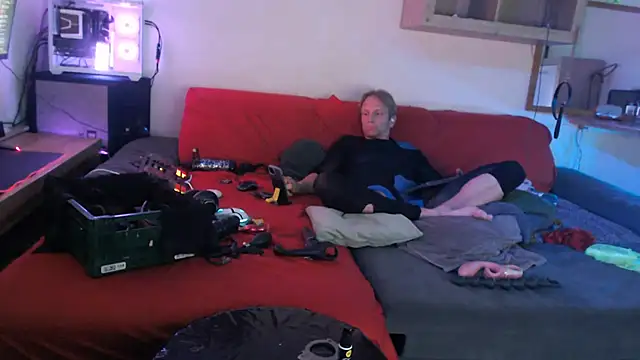 davidgntxxxxx online show from June 8, 2026, 1:39 am